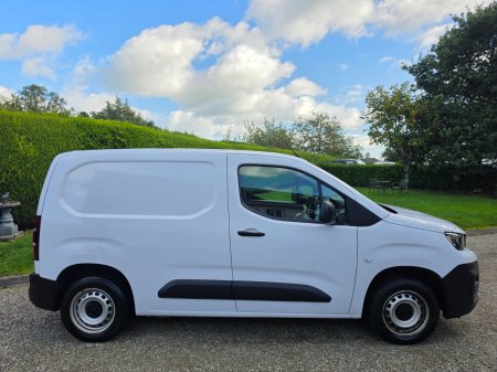 2023 Peugeot Partner - photo 2