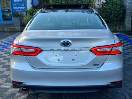 2018 Toyota Camry - photo 15