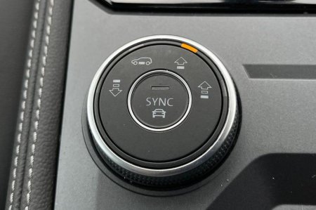 2026 Volkswagen Touareg - photo 34