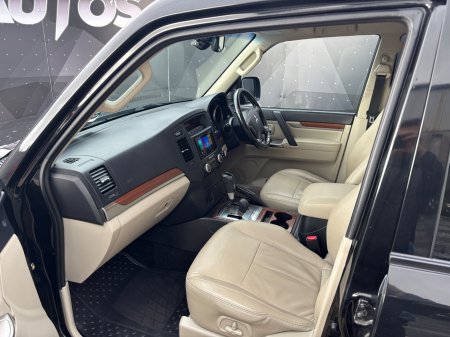 2014 Mitsubishi Pajero - photo 14