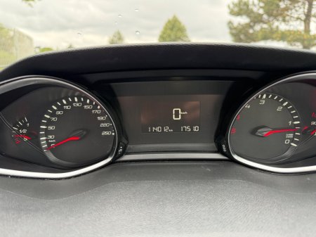 2014 Peugeot 308 - photo 13