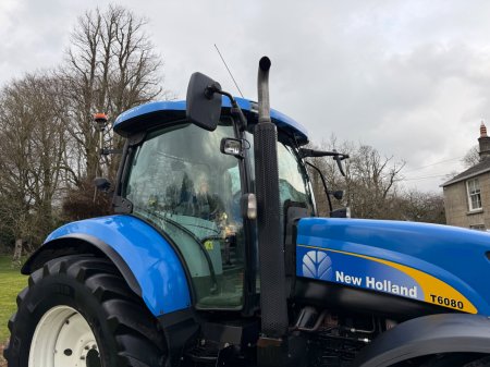 2009 New Holland T6080 - photo 5