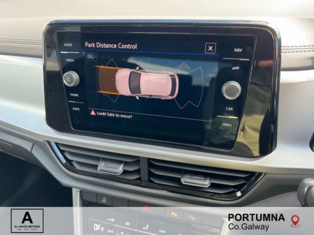 2025 Volkswagen T-Roc - photo 10