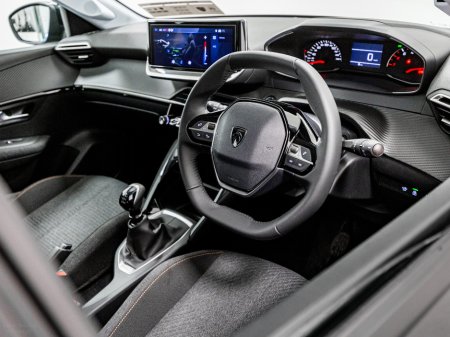 2026 Peugeot 208 - photo 2