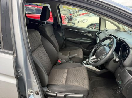 2017 Honda Fit - photo 10