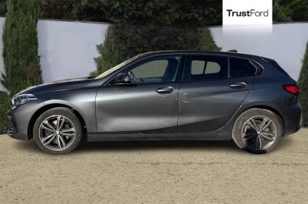 2021 BMW 1-Series - photo 3