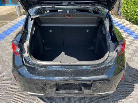 2025 Toyota Corolla - photo 13