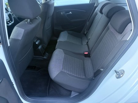 2015 Volkswagen Polo - photo 14