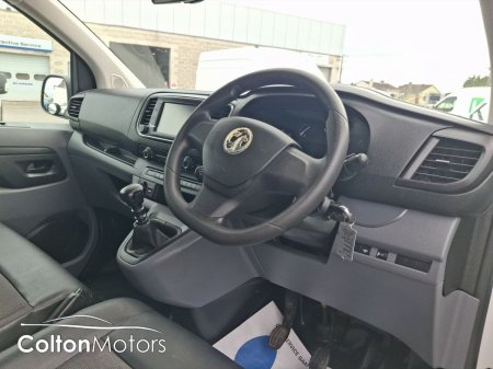 2020 Vauxhall Vivaro - photo 11