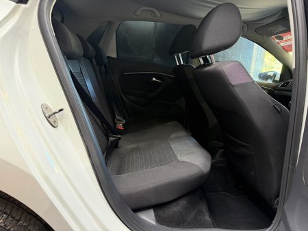 2015 Volkswagen Polo - photo 26