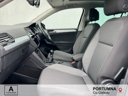 2019 Volkswagen Tiguan - photo 4