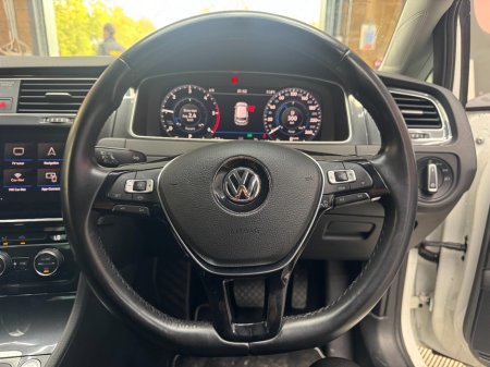 2019 Volkswagen Golf - photo 12