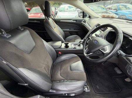 2019 Ford Mondeo - photo 14