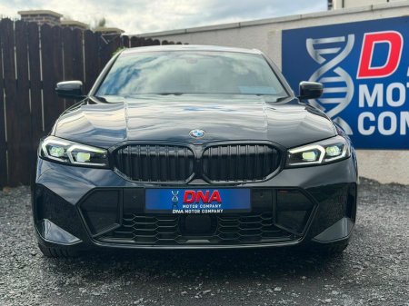 2024 BMW 3-Series - photo 2