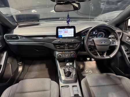 2019 Ford Focus - photo 16