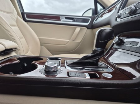 2016 Volkswagen Touareg - photo 35