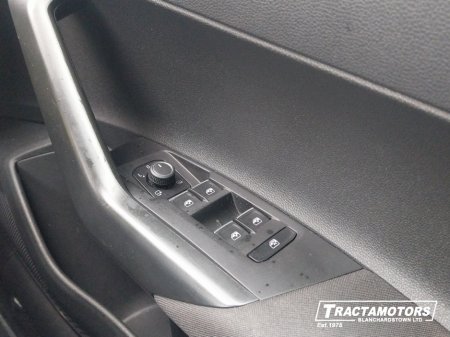 2024 Volkswagen Polo - photo 12