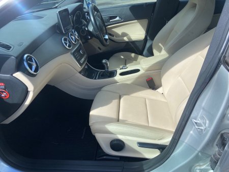 2018 Mercedes-Benz CLA - photo 5