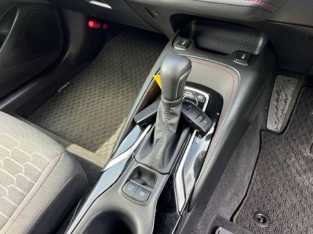 2025 Toyota Corolla - photo 11