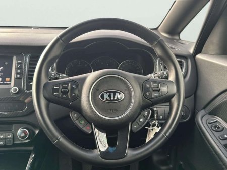 2018 Kia Carens - photo 4