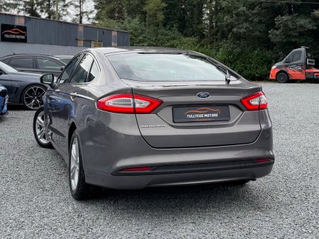 2015 Ford Mondeo - photo 8