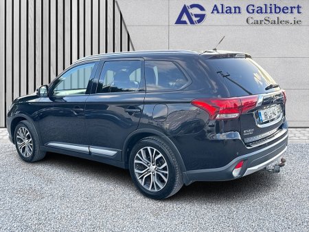 2016 Mitsubishi Outlander - photo 2