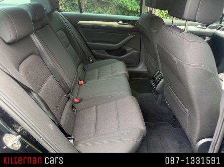 2019 Volkswagen Passat - photo 12