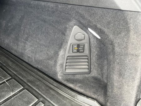 2024 Volkswagen Touareg - photo 21