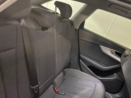 2018 Audi A4 - photo 6