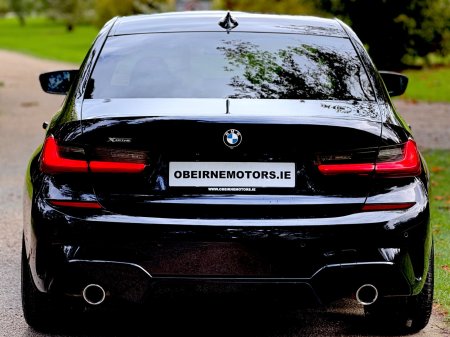 2022 BMW 3-Series - photo 6