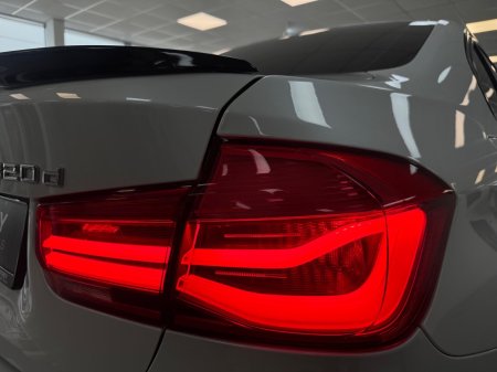 2017 BMW 3-Series - photo 19
