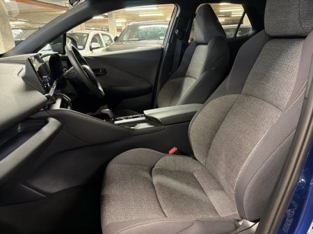 2026 Toyota C-HR - photo 6