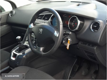 2015 Peugeot 5008 - photo 9