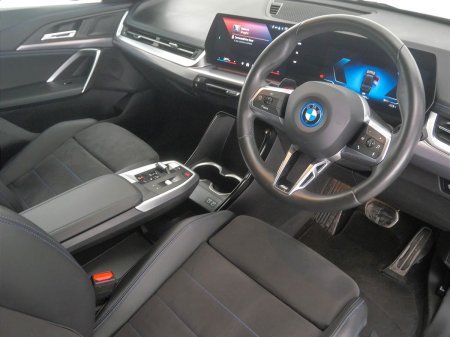 2024 BMW iX1 - photo 6