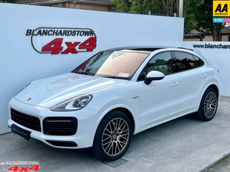 2023 Porsche Cayenne HYBRID COUPE AUTO