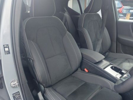 2026 Volvo EX40 - photo 24