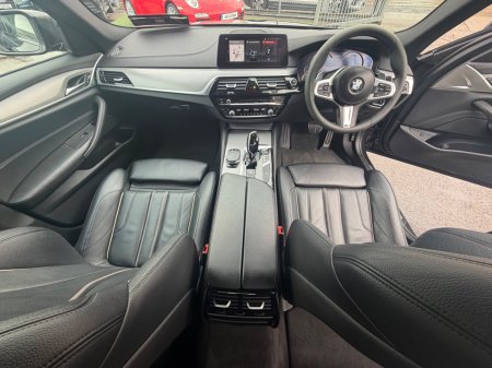 2018 BMW 5-Series - photo 10