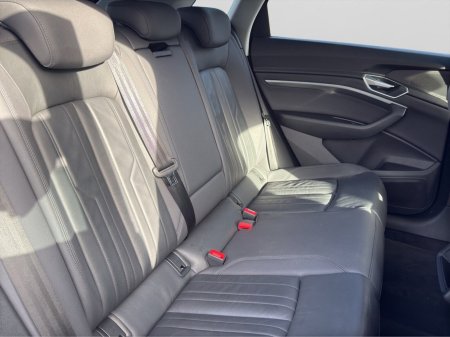 2020 Audi e-tron - photo 22