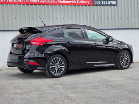 2017 Ford Focus - photo 7