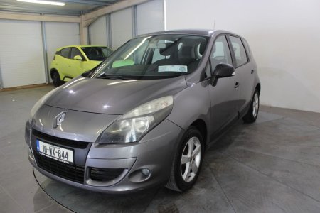2010 Renault Scenic - photo 8