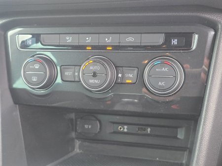 2016 Volkswagen Tiguan - photo 20