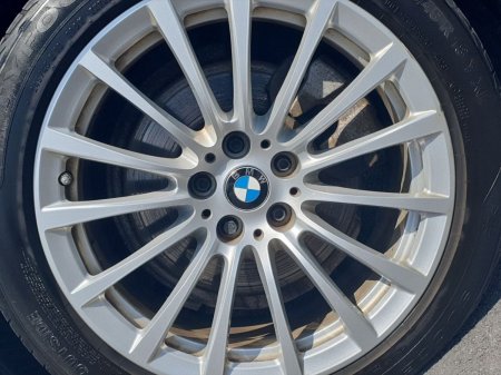 2021 BMW 5-Series - photo 14