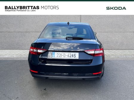 2022 Skoda Superb - photo 4