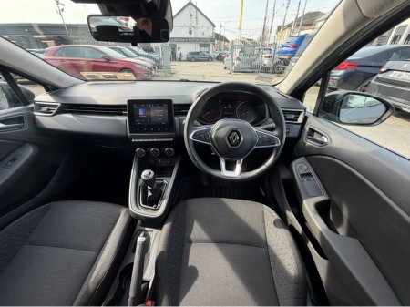 2023 Renault Clio - photo 13