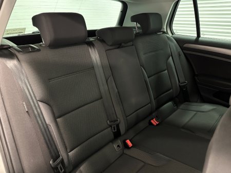 2019 Volkswagen Golf - photo 37