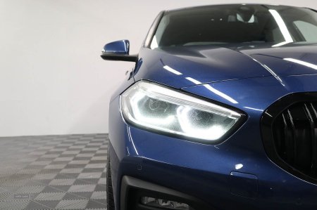2022 BMW 1-Series - photo 10