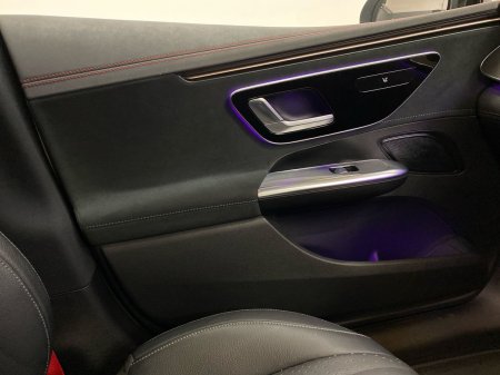 2025 Mercedes-Benz EQE - photo 14