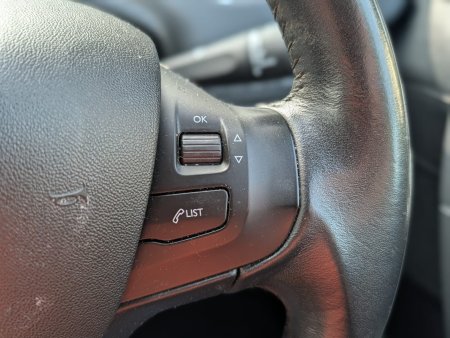 2017 Peugeot 2008 - photo 15