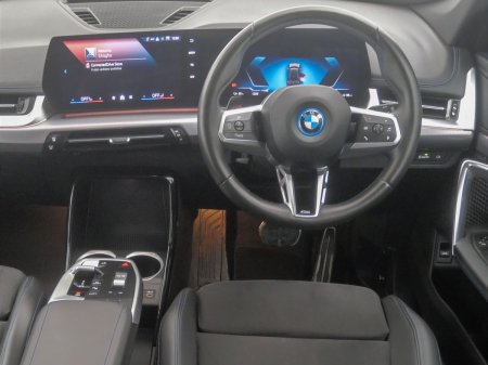 2024 BMW iX1 - photo 5