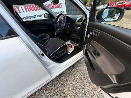 2015 Suzuki Swift - photo 10